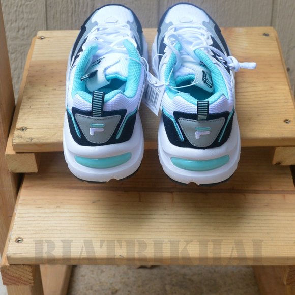 Green FILA Ladies' Shoe - Picture 2 of 6